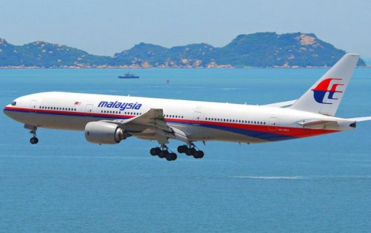 Malaysia Airlines là hãng hàng không quốc gia của Malaysia, phục vụ các chuyến bay quốc tế và nội địa. Thành lập năm 1947 với tên Malayan Airways, hãng bay đã trải qua rất nhiều thay đổi. Đến năm 1972, hãng đổi tên thành Malaysia Airlines. Thời kỳ phát triển rực rỡ nhất của hãng là vào thập niên 80, nhờ sự tăng trưởng nhanh chóng của kinh tế Malaysia. Đội bay và đường bay của hãng thời điểm này cũng nhanh chóng được mở rộng.